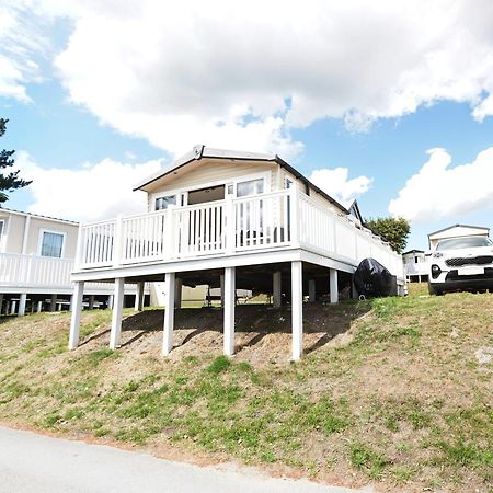 Sea Breeze Cabin Poole Dış mekan fotoğraf