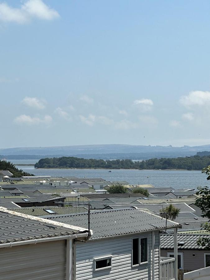 Sea Breeze Cabin Poole Dış mekan fotoğraf