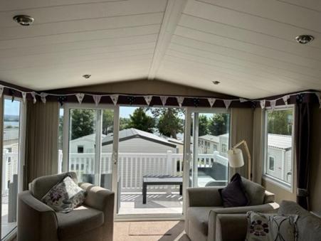 Sea Breeze Cabin Poole Dış mekan fotoğraf