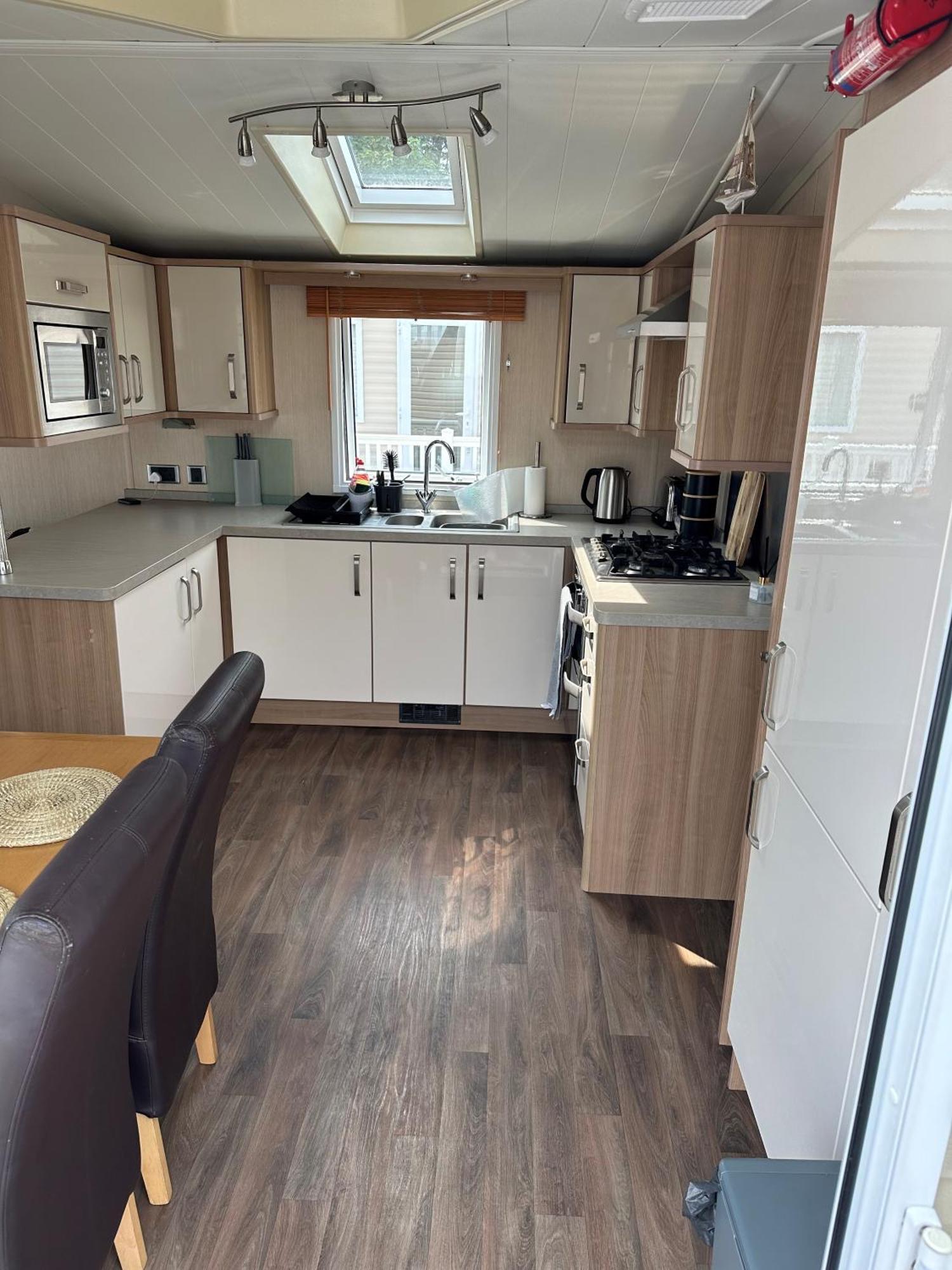 Sea Breeze Cabin Poole Dış mekan fotoğraf